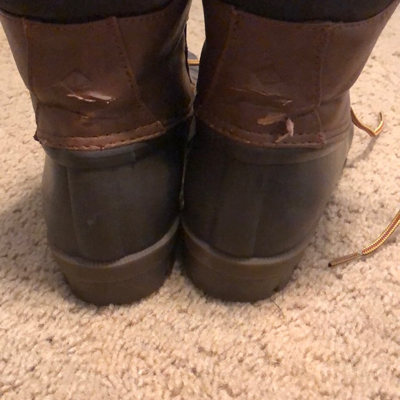 Shoes - Picture 2 of 2